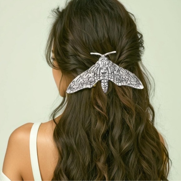 Gothic Silvery Moth Hair Pin - Picture 1 of 8